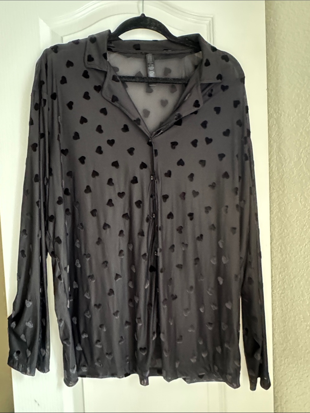 SKIMS SHEER VELVET SLEEP SET Sheer Heart-Print Long Sleeve Pajama Top - Size Med